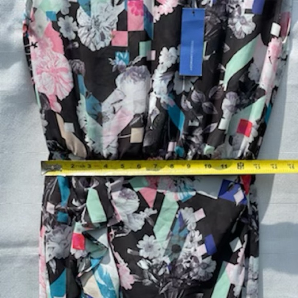 Dress - Picture 5 of 8